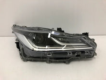 Load image into Gallery viewer, Frontscheinwerfer Toyota Corolla 81145-02T51-00 Rechts Scheinwerfer Headlight SCH4401187928vp