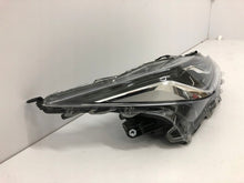 Load image into Gallery viewer, Frontscheinwerfer Toyota Corolla 81145-02T51-00 Rechts Scheinwerfer Headlight SCH4401187928vp