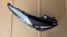 Laden Sie das Bild in den Galerie-Viewer, Frontscheinwerfer Renault Trafic III 260103799R LED Rechts Headlight SCH4402109259ly