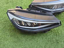 Load image into Gallery viewer, Frontscheinwerfer VW I 11B941006B 11B941005B Ein Satz Scheinwerfer Headlight SCH4405662819se