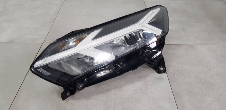 Frontscheinwerfer Dacia Sandero III Logan 260602561R Links Headlight SCH4406524850iz