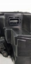 Laden Sie das Bild in den Galerie-Viewer, Frontscheinwerfer Dacia Sandero III Logan 260602561R Links Headlight SCH4406524850iz