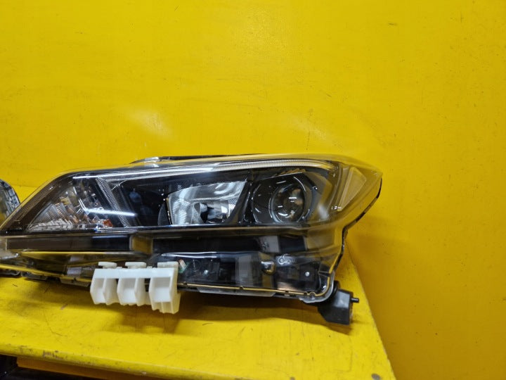 Frontscheinwerfer Nissan Leaf 26060-5 26010-5SHOA Ein Satz Headlight SCH4407080277ot