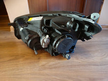 Laden Sie das Bild in den Galerie-Viewer, Frontscheinwerfer Nissan I J10 1LL010335 Ein Satz Scheinwerfer Headlight SCH4407243161vt