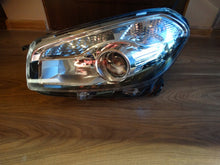 Laden Sie das Bild in den Galerie-Viewer, Frontscheinwerfer Nissan I J10 1LL010335 Ein Satz Scheinwerfer Headlight SCH4407243161vt