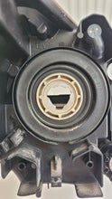 Laden Sie das Bild in den Galerie-Viewer, Frontscheinwerfer Mazda 3 BDG7-51040 Links Scheinwerfer Headlight SCH4409196371xs