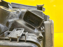 Laden Sie das Bild in den Galerie-Viewer, Frontscheinwerfer BMW 3 E91 E90 71616679 Xenon Links Scheinwerfer Headlight SCH4414959776bw
