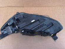 Laden Sie das Bild in den Galerie-Viewer, Frontscheinwerfer Ford Focus MX7B-13E014-CC Rechts Scheinwerfer Headlight SCH4423266756pi