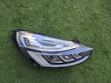 Laden Sie das Bild in den Galerie-Viewer, Frontscheinwerfer Renault Clio 260100274R LED Rechts Scheinwerfer Headlight SCH4429401424xt