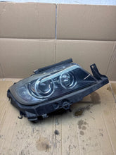 Laden Sie das Bild in den Galerie-Viewer, Frontscheinwerfer BMW E91 E90 7121249 Rechts Scheinwerfer Headlight SCH4429971778nx