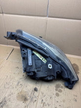 Laden Sie das Bild in den Galerie-Viewer, Frontscheinwerfer BMW E91 E90 7121249 Rechts Scheinwerfer Headlight SCH4429971778nx