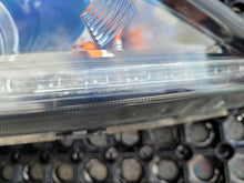 Laden Sie das Bild in den Galerie-Viewer, Frontscheinwerfer Kia Sportage 921023U250 Rechts Scheinwerfer Headlight SCH4437220168dk