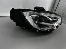 Laden Sie das Bild in den Galerie-Viewer, Frontscheinwerfer Audi A3 8V0941006E Xenon Rechts Scheinwerfer Headlight SCH4438642188bl