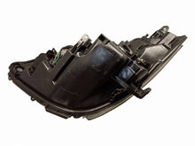 Load image into Gallery viewer, Frontscheinwerfer Toyota Yaris 811300DA60 Rechts Scheinwerfer Headlight SCH4440358815ct