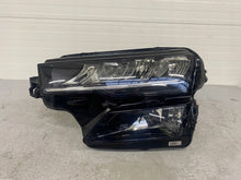 Laden Sie das Bild in den Galerie-Viewer, Frontscheinwerfer Skoda Karoq 57B941009 LED Links Scheinwerfer Headlight SCH4441816824eh