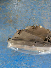 Laden Sie das Bild in den Galerie-Viewer, Frontscheinwerfer BMW 1 E81 E87 724964902 Links Scheinwerfer Headlight SCH4444326234mb