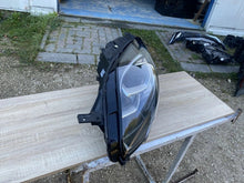 Laden Sie das Bild in den Galerie-Viewer, Frontscheinwerfer Ford Puma 1TB-13E015-EH Links Scheinwerfer Headlight SCH4447300257vh