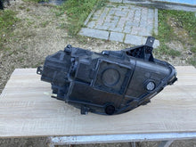 Laden Sie das Bild in den Galerie-Viewer, Frontscheinwerfer Ford Puma 1TB-13E015-EH Links Scheinwerfer Headlight SCH4447300257vh