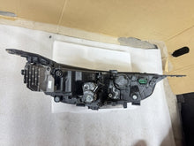 Load image into Gallery viewer, Frontscheinwerfer Kia Soul 92101J2 Links Scheinwerfer Headlight SCH4450772996nc