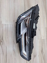 Laden Sie das Bild in den Galerie-Viewer, Frontscheinwerfer Audi A4 8W0941034 Rechts Scheinwerfer Headlight SCH4455116313ix