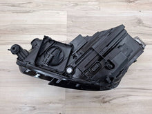 Laden Sie das Bild in den Galerie-Viewer, Frontscheinwerfer Audi A4 8W0941034 Rechts Scheinwerfer Headlight SCH4455116313ix