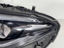 Laden Sie das Bild in den Galerie-Viewer, Frontscheinwerfer Mercedes-Benz Cla X118 C118 A1189062500 Links Headlight SCH4455744647vt