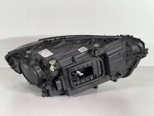 Laden Sie das Bild in den Galerie-Viewer, Frontscheinwerfer Mercedes-Benz Cla X118 C118 A1189062500 Links Headlight SCH4455744647vt
