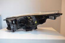 Laden Sie das Bild in den Galerie-Viewer, Frontscheinwerfer Ford Kuga II GV41-13D154-AG Xenon Rechts Headlight SCH4465907724ot