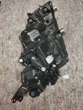 Laden Sie das Bild in den Galerie-Viewer, Frontscheinwerfer Suzuki Vitara I 1007R016 Full LED Links Scheinwerfer Headlight SCH4467629375id