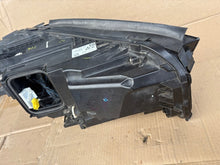 Laden Sie das Bild in den Galerie-Viewer, Frontscheinwerfer Mercedes-Benz Gle 1679061600 Links Scheinwerfer Headlight SCH4471876678lx