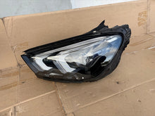 Laden Sie das Bild in den Galerie-Viewer, Frontscheinwerfer Mercedes-Benz Gle 1679061600 Links Scheinwerfer Headlight SCH4471876678lx