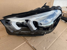 Laden Sie das Bild in den Galerie-Viewer, Frontscheinwerfer Mercedes-Benz Gle 1679061600 Links Scheinwerfer Headlight SCH4471876678lx