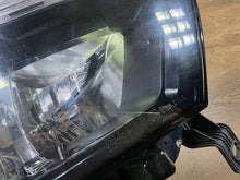Laden Sie das Bild in den Galerie-Viewer, Frontscheinwerfer Renault Master III 148R00 Rechts Scheinwerfer Headlight SCH4472179447it