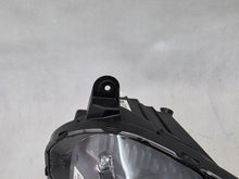 Laden Sie das Bild in den Galerie-Viewer, Frontscheinwerfer Hyundai Tucson 92102N7100 Rechts Scheinwerfer Headlight SCH4478889841jw