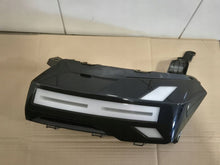 Laden Sie das Bild in den Galerie-Viewer, Frontscheinwerfer Dacia Spring 266056266R Links Scheinwerfer Headlight SCH4485100739kn