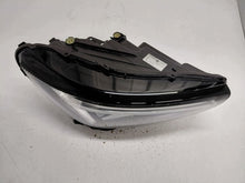 Laden Sie das Bild in den Galerie-Viewer, Frontscheinwerfer Volvo Xc40 32404666 Rechts Scheinwerfer Headlight SCH4497067615lj