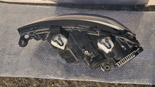 Laden Sie das Bild in den Galerie-Viewer, Frontscheinwerfer Audi A1 82A941034D Full LED Rechts Scheinwerfer Headlight SCH4510963548pr