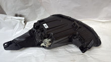 Laden Sie das Bild in den Galerie-Viewer, Frontscheinwerfer Hyundai I10 92102-B90000 Rechts Scheinwerfer Headlight SCH4512817773xn