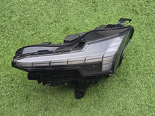 Laden Sie das Bild in den Galerie-Viewer, Frontscheinwerfer Volvo 80000401 LED Links Scheinwerfer Headlight SCH4519204252ei