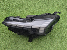 Laden Sie das Bild in den Galerie-Viewer, Frontscheinwerfer Volvo 80000401 LED Links Scheinwerfer Headlight SCH4519204252ei