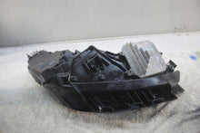 Laden Sie das Bild in den Galerie-Viewer, Frontscheinwerfer Tesla 3 1077375-40-B Links Scheinwerfer Headlight SCH4521977081uj