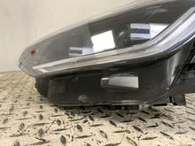 Laden Sie das Bild in den Galerie-Viewer, Frontscheinwerfer VW Taigo 2G7941035C Links Scheinwerfer Headlight SCH4526580208wk