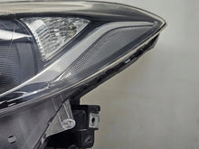 Laden Sie das Bild in den Galerie-Viewer, Frontscheinwerfer Mazda II B45A51040 Links Scheinwerfer Headlight SCH4529032269eg