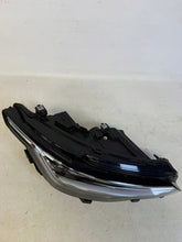 Laden Sie das Bild in den Galerie-Viewer, Frontscheinwerfer VW Golf VIII I 5H1941006A LED Rechts Scheinwerfer Headlight SCH4533218488mp