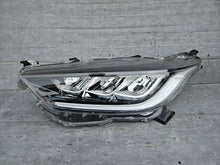 Laden Sie das Bild in den Galerie-Viewer, Frontscheinwerfer Toyota Yaris K6446 Links Scheinwerfer Headlight SCH4536762581il