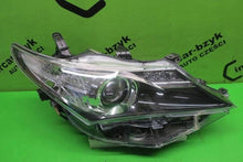 Load image into Gallery viewer, Frontscheinwerfer Toyota Auris 8111002E20 Rechts Scheinwerfer Headlight SCH4541749649tv