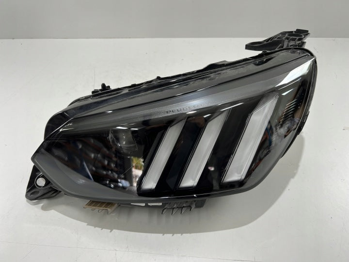 Frontscheinwerfer Peugeot 208 II 9850177680 Links Scheinwerfer Headlight SCH4548379316ur