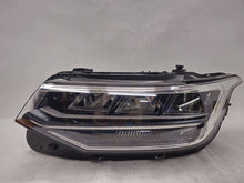 Laden Sie das Bild in den Galerie-Viewer, Frontscheinwerfer VW Tiguan 5NB941035C Links Scheinwerfer Headlight SCH4551707030gb