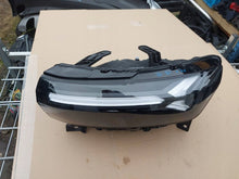 Laden Sie das Bild in den Galerie-Viewer, Frontscheinwerfer Dacia Duster 260603515R Links Scheinwerfer Headlight SCH4556143473og