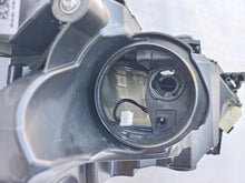 Laden Sie das Bild in den Galerie-Viewer, Frontscheinwerfer Seat Ibiza I V 6F1941005F Links Scheinwerfer Headlight SCH4560844674vt